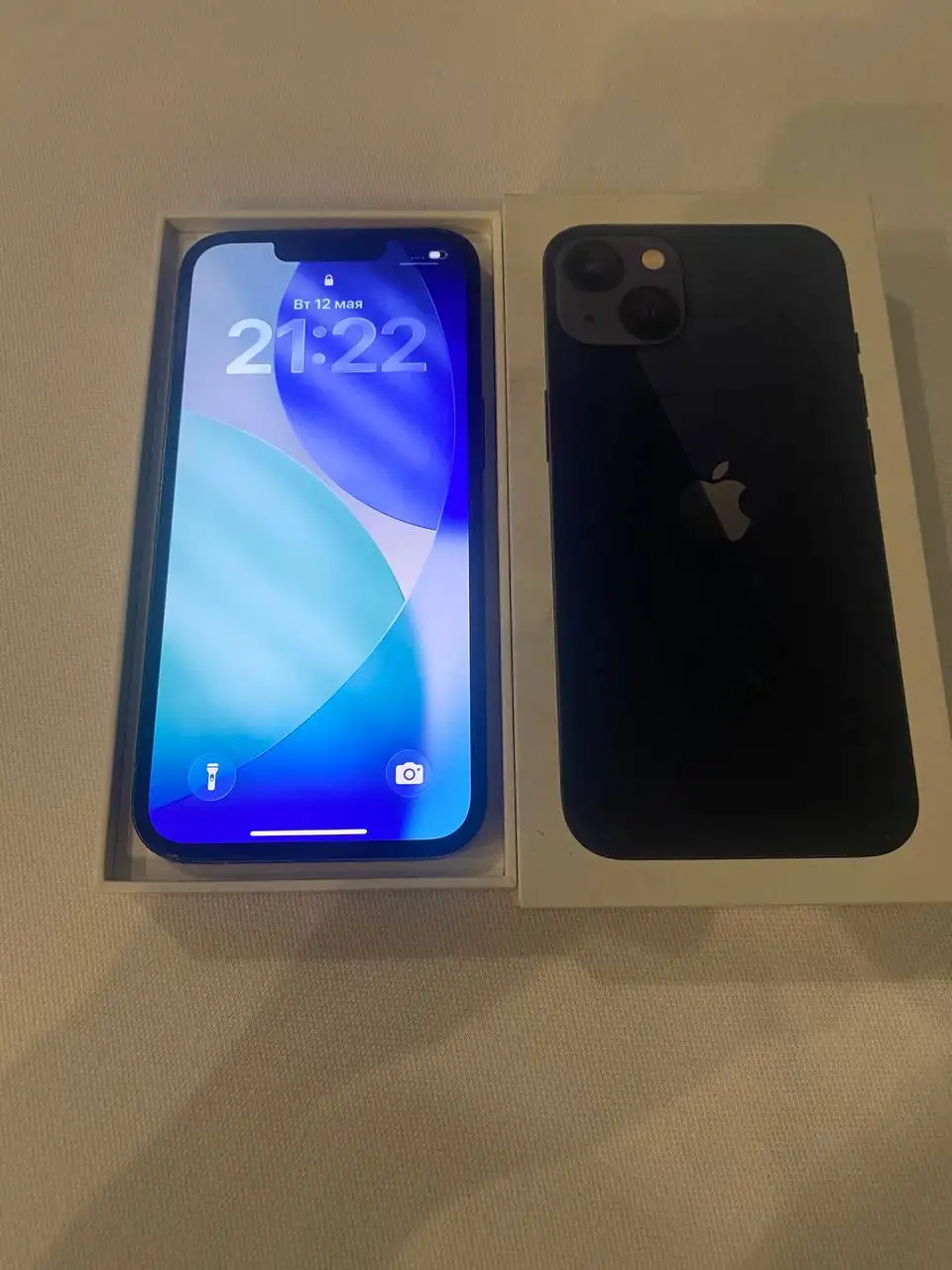 iPhone 13 128GB темно-синий - Смартфоны (Электроника) в Оренбург
