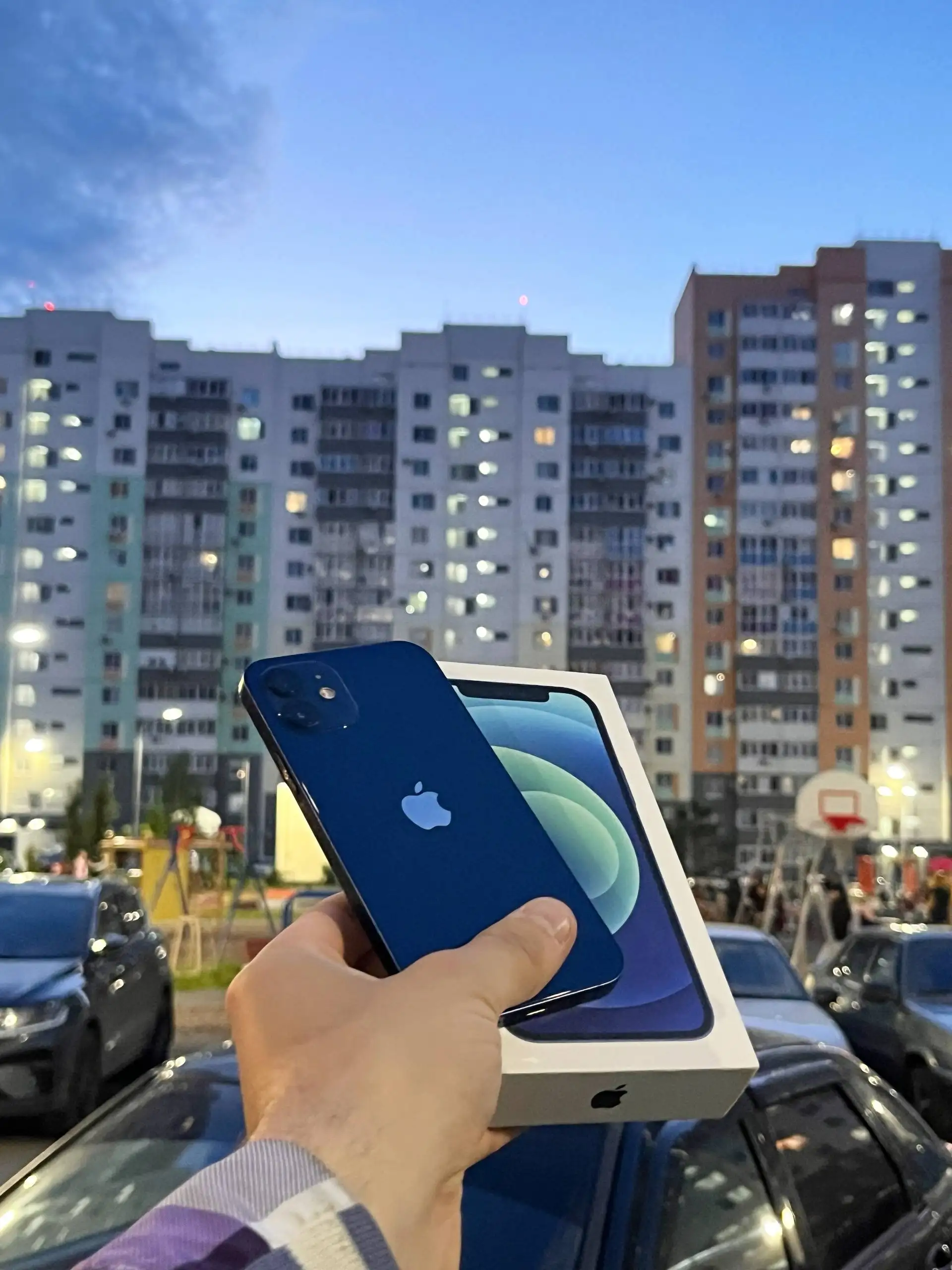 Продам iPhone 12 128 GB Blue - Смартфоны и гаджеты (Электроника) в Оренбург