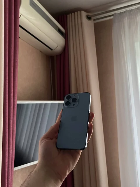 Продам iPhone 13 Pro 256GB Blue - Услуги связи в Оренбург