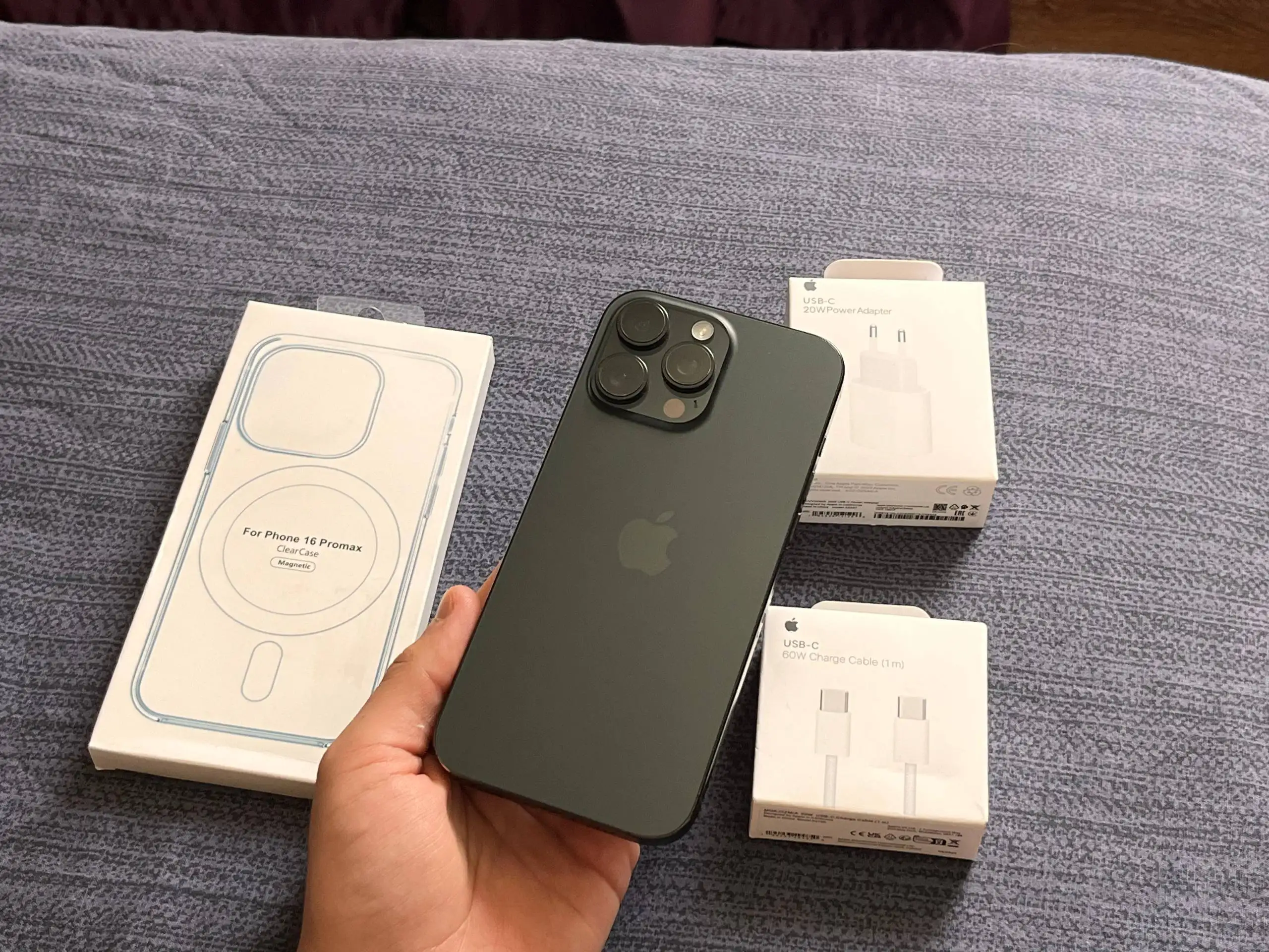 Продам iPhone 16 Pro Max 512 GB - Смартфоны (Электроника) в Оренбург