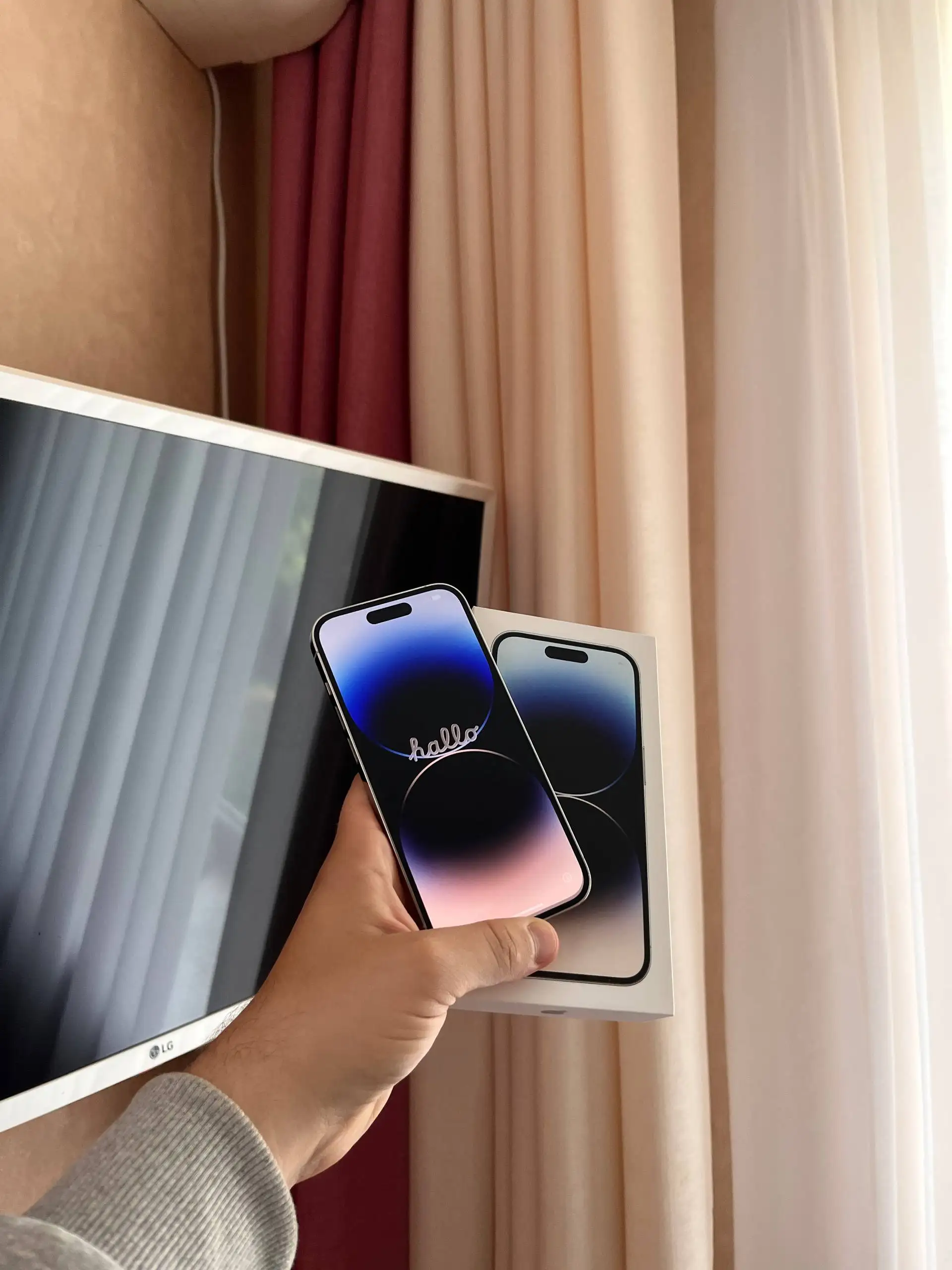 Продам iPhone 14 Pro 256GB Silver - Смартфоны (Электроника) в Оренбург
