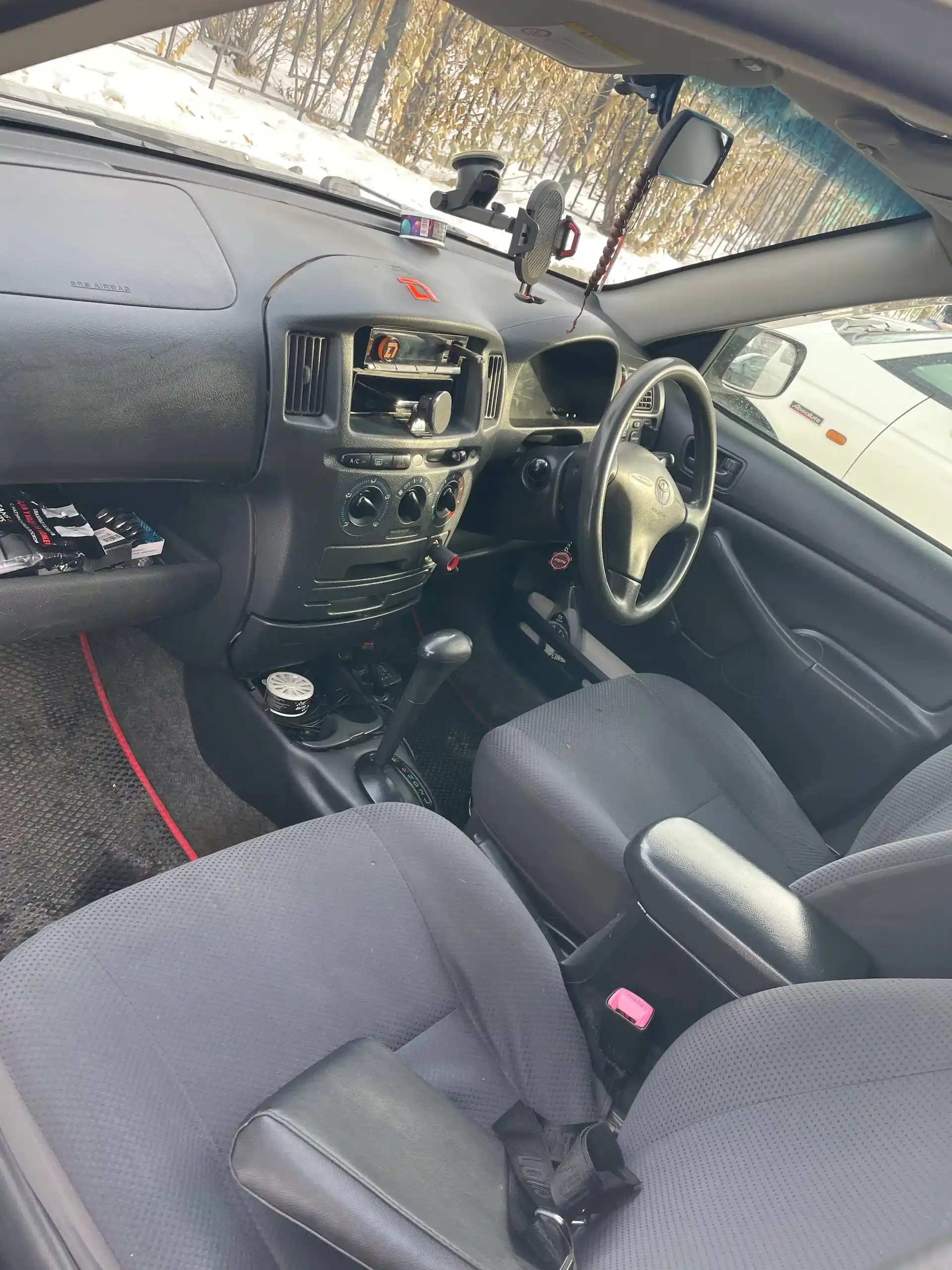 Продам Toyota 2011 года