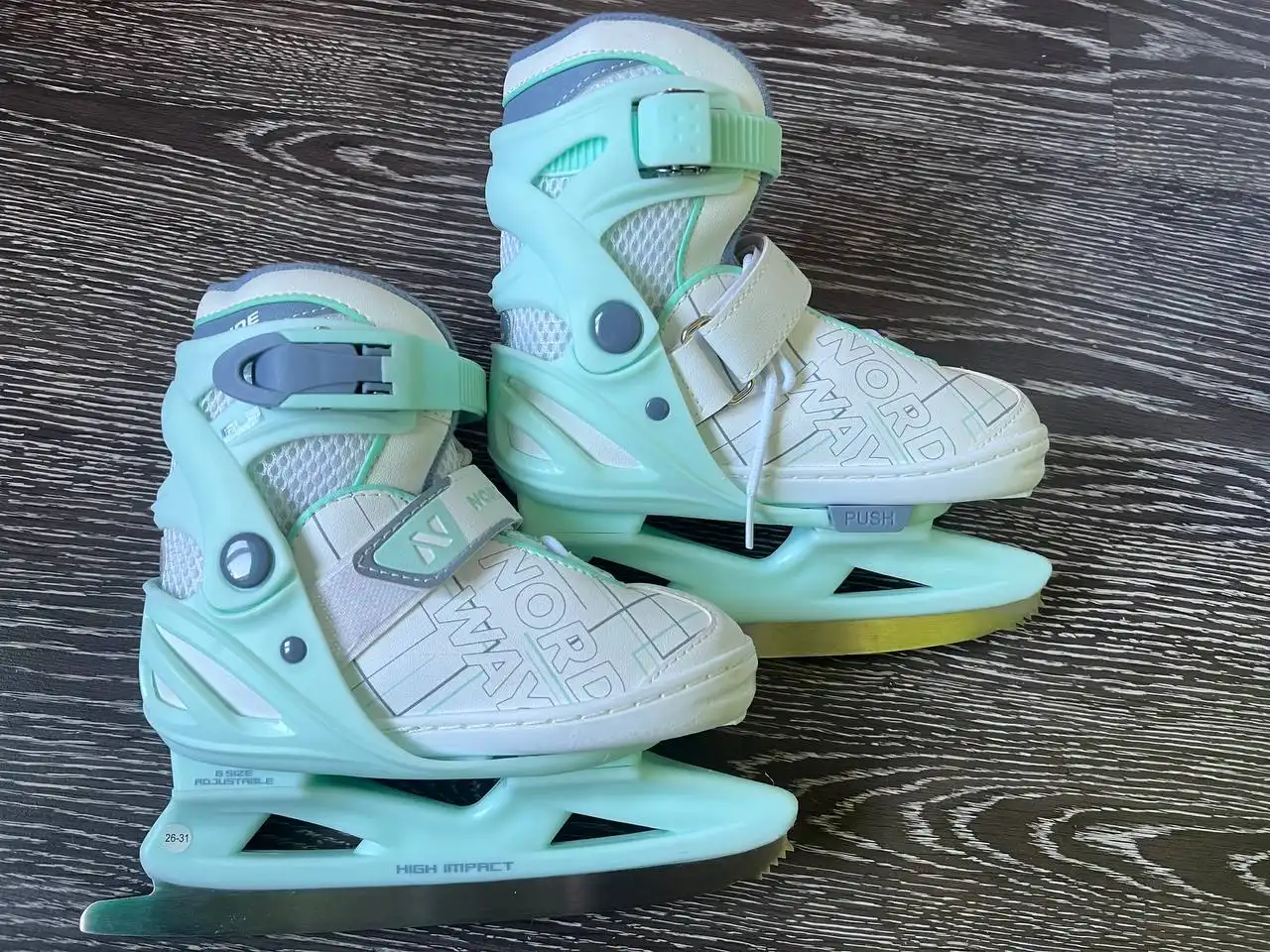 Продам детские раздвижные коньки