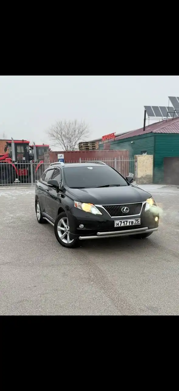 LEXUS RX350 2010 год (3-е поколение)