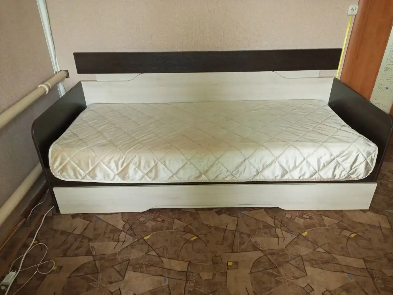 Софа Милтон 90х200