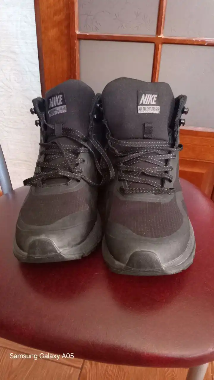 Пуховик мужской и зимние кроссовки Nike - Мужская одежда и обувь (Одежда) в Тюмень