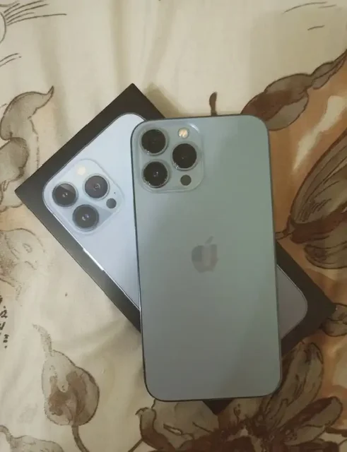 Продам iPhone 13 Pro Max 256 ГБ голубой - частное объявление в Тюмень