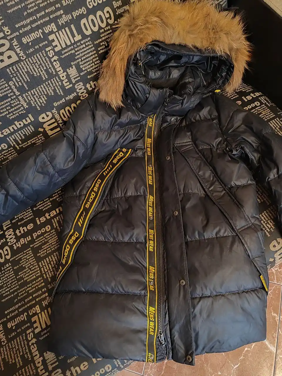 Пуховик на 9-12 лет