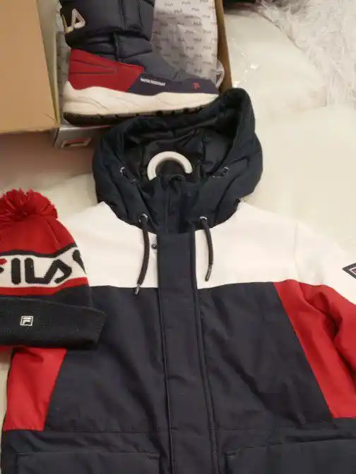 Продам лук для мальчика Fila