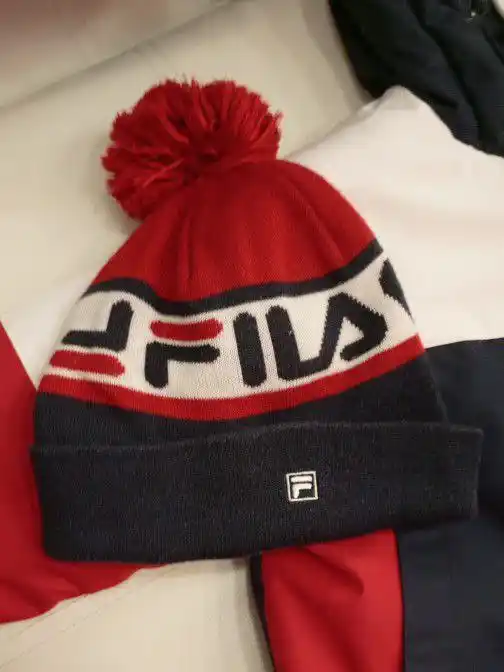 Продам лук для мальчика Fila