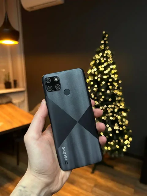 Продам практически новый телефон без царапин и сколов - частное объявление в Тюмень