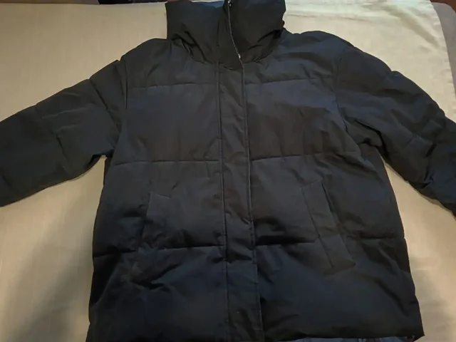 Куртка размер M - Одежда в Тюмень