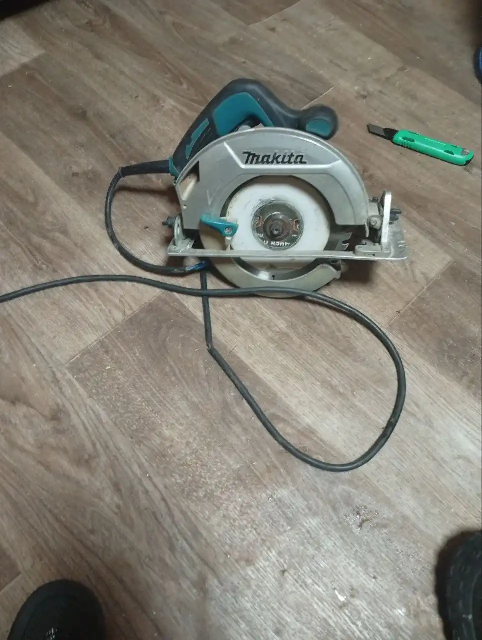 Пила Макита б/у в хорошем состоянии