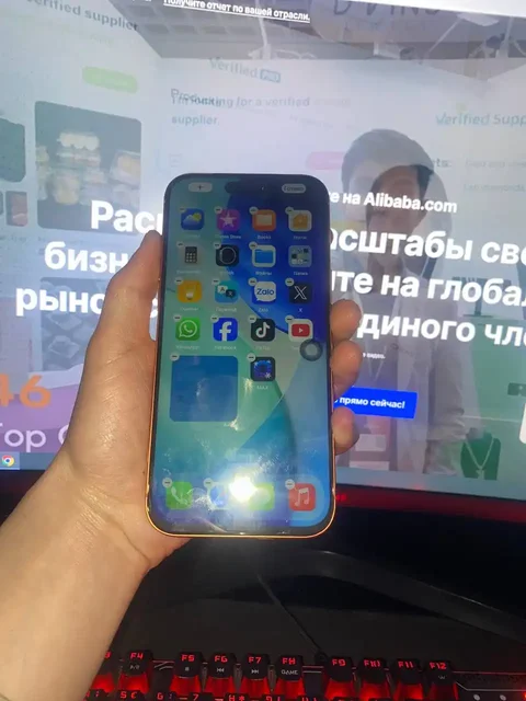 Продам реплику iPhone 17 Pro Max - Электроника в Тюмень