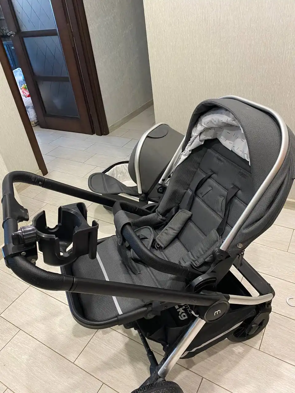 Продам коляску Mowbaby 2в1 - Коляски (Товары для детей) в Тюмень