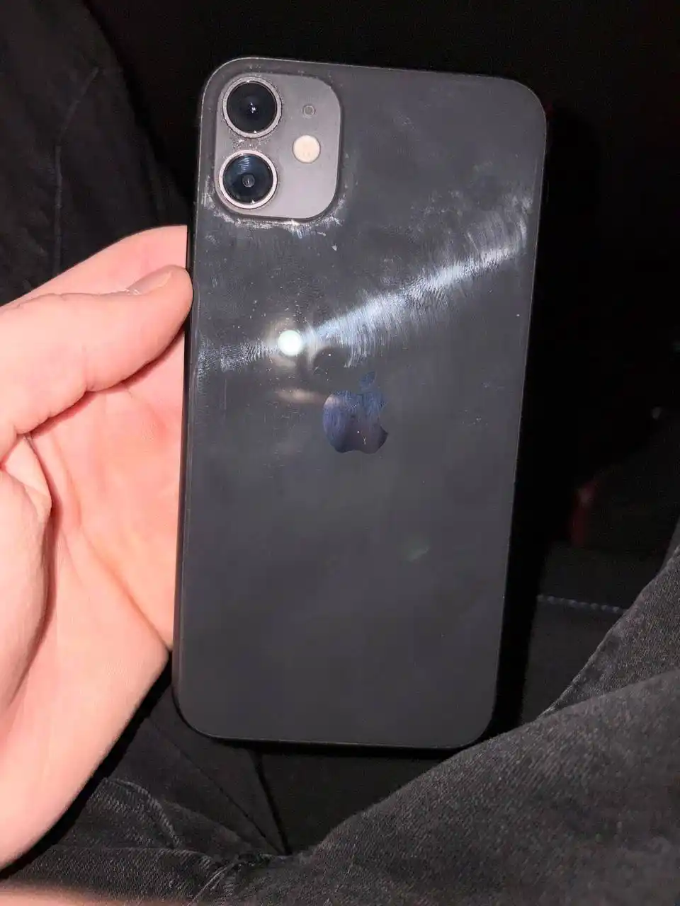 Продам IPhone 11 128GB