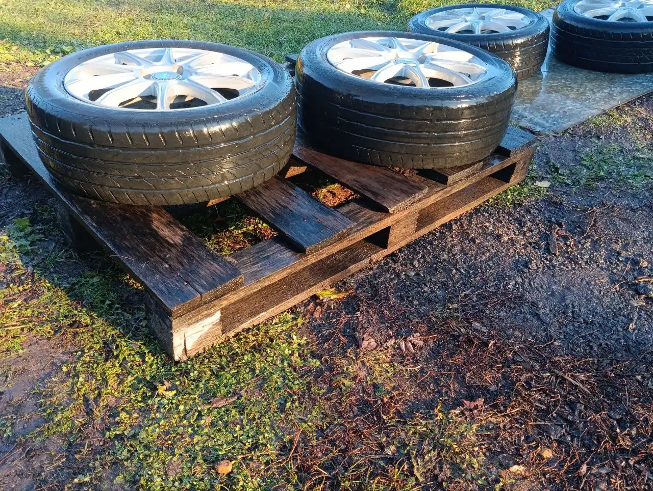 Продам диски с резиной