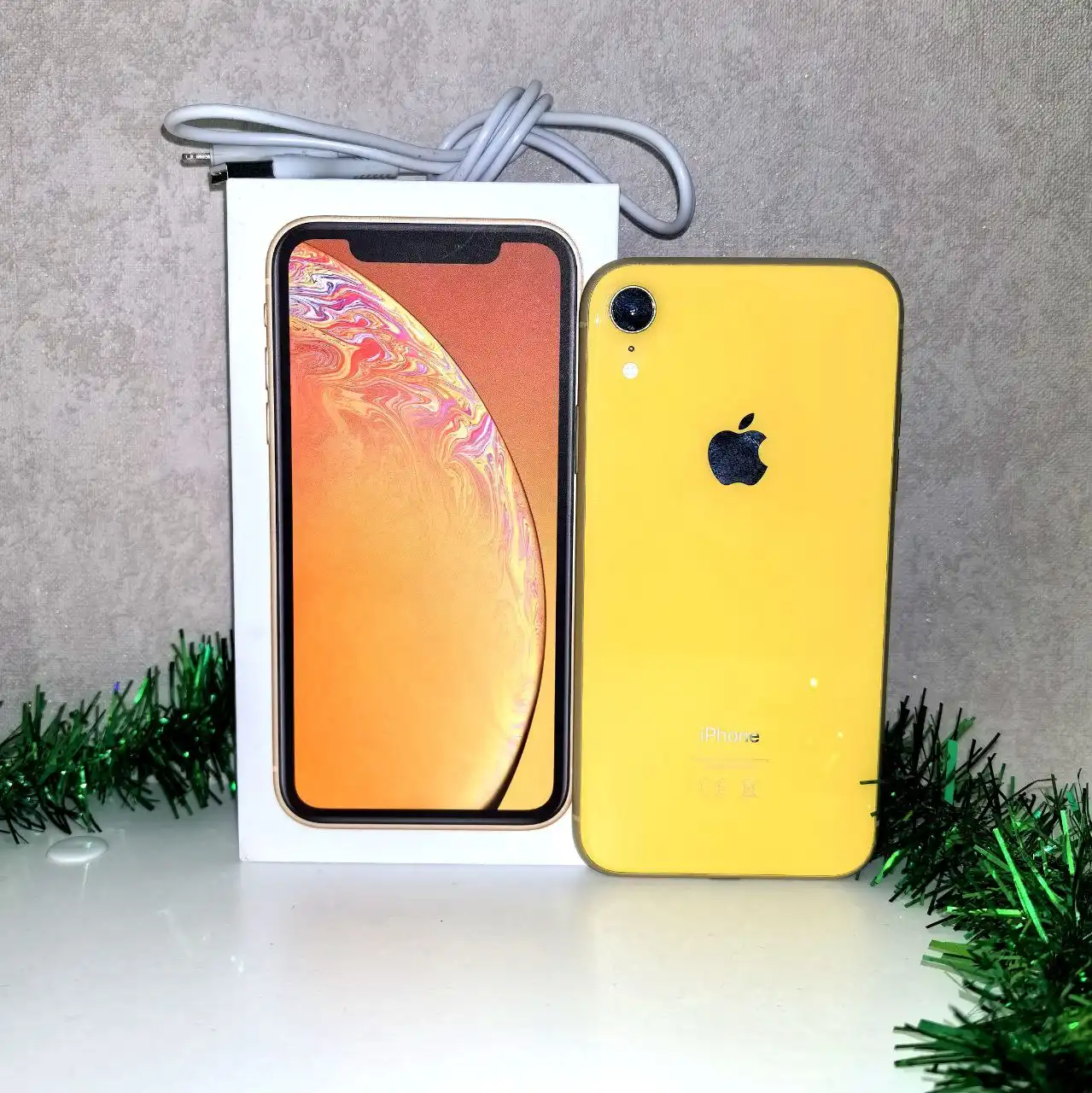Phone XR 64gb (Yellow) в отличном состоянии