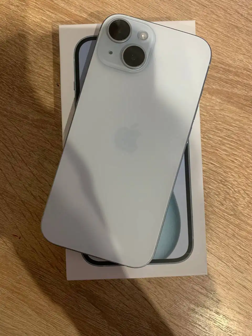 Продам или обменяю iPhone 15 256 ГБ полный комплект с гарантией