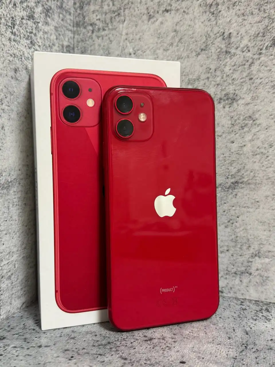 Продажа iPhone 11 и iPhone 12 с разными характеристиками