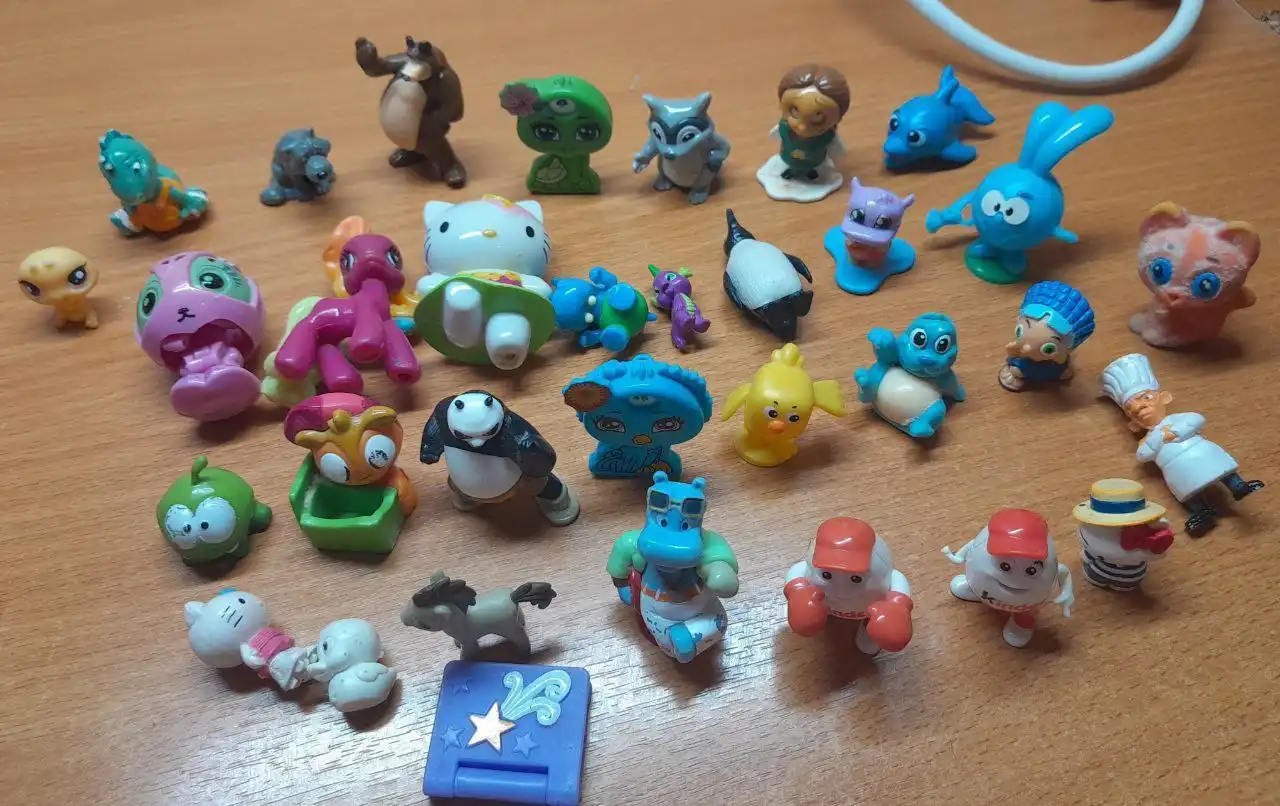 Продажа старых игрушек