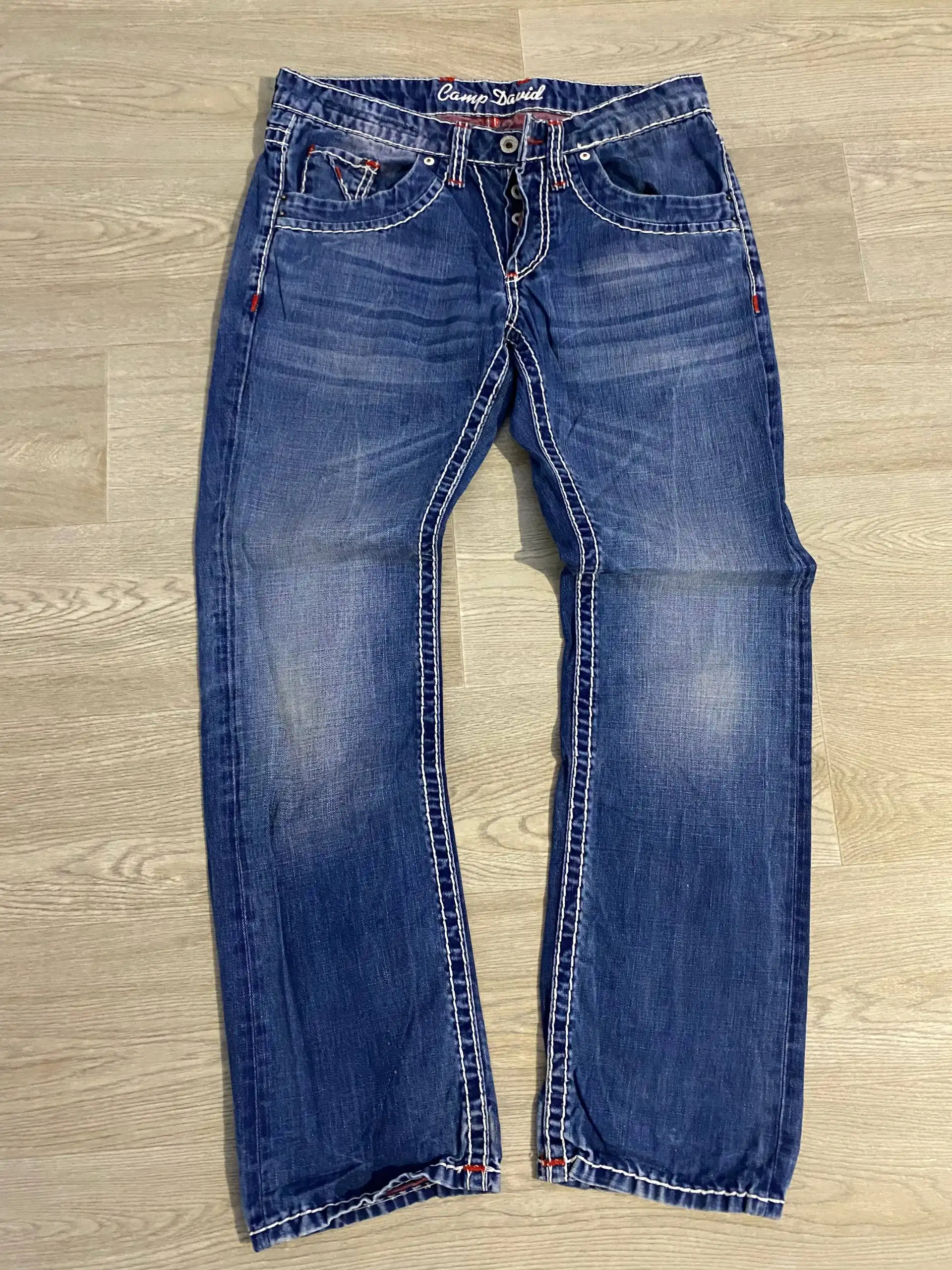 Джинсы Camp David