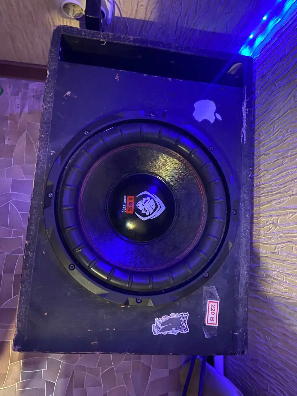 Продам саб 12 дюймов