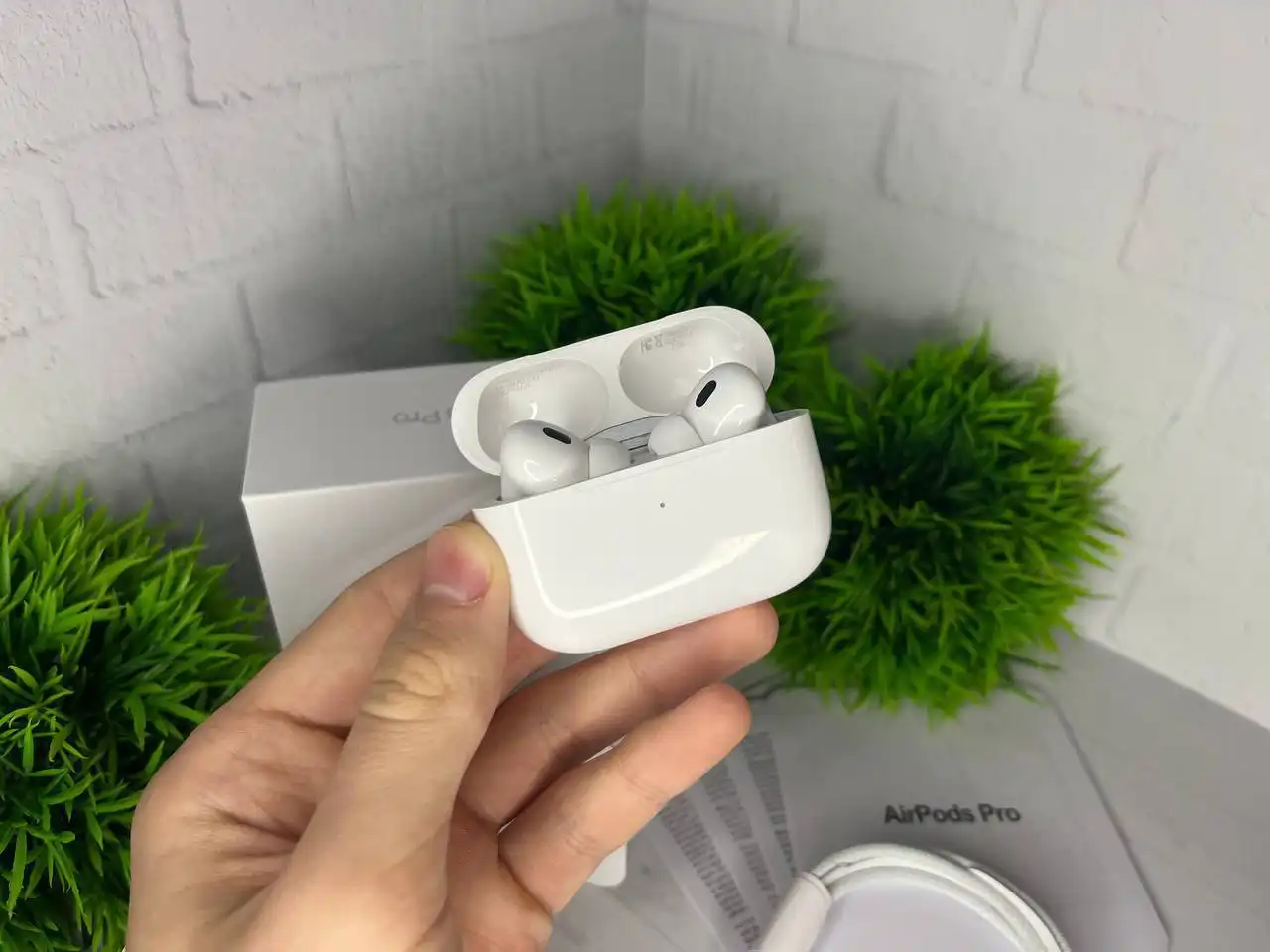 Новые наушники AirPods Pro 2