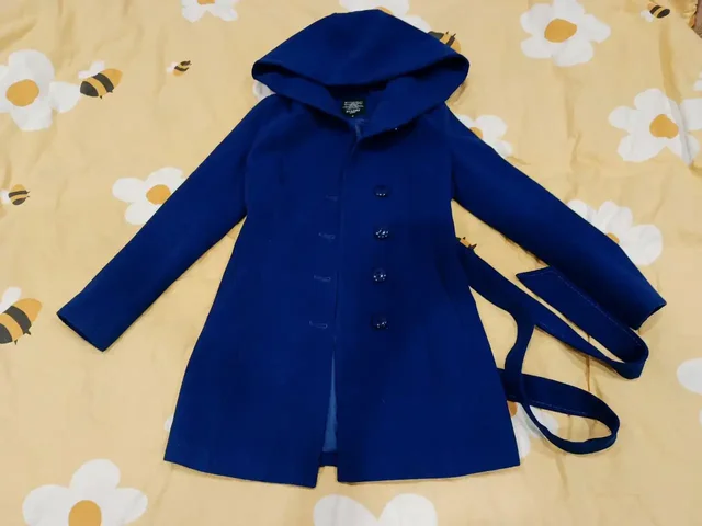 Женское пальто синее с капюшоном, размер S (42-44) - частное объявление в Пермь