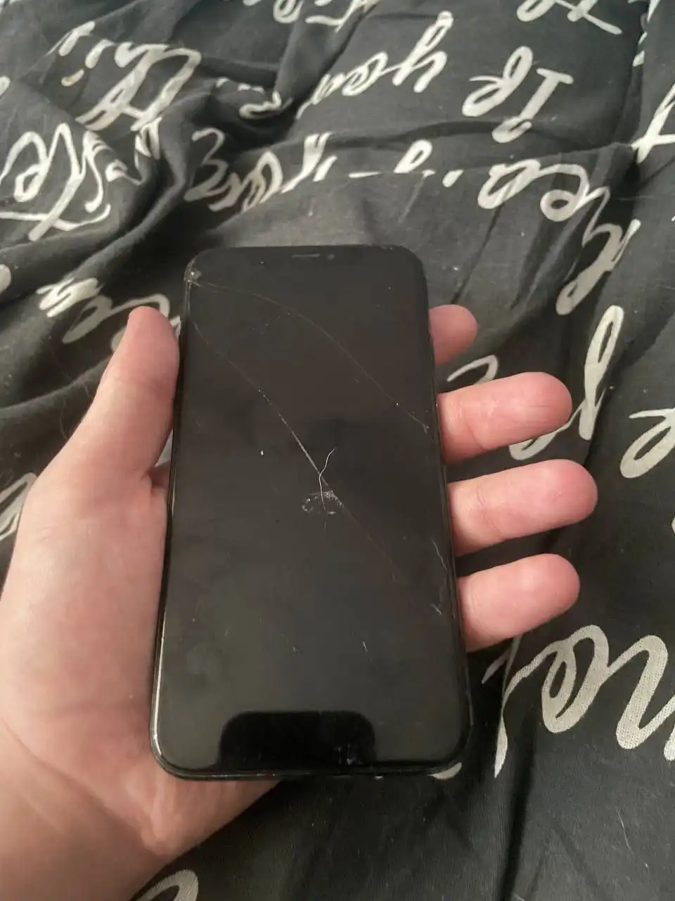 Продам iPhone X 256 ГБ без аккумулятора и сим-карты