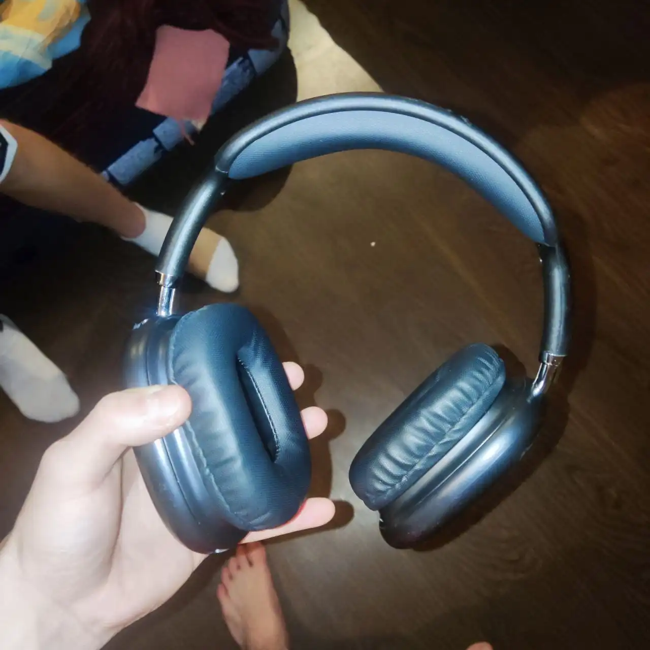 Наушники с неисправной кнопкой AUX