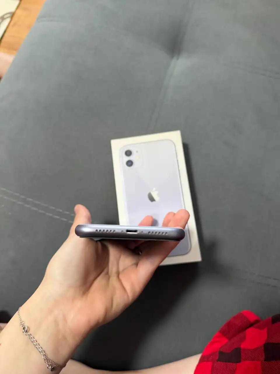 Продам iPhone 11 128GB