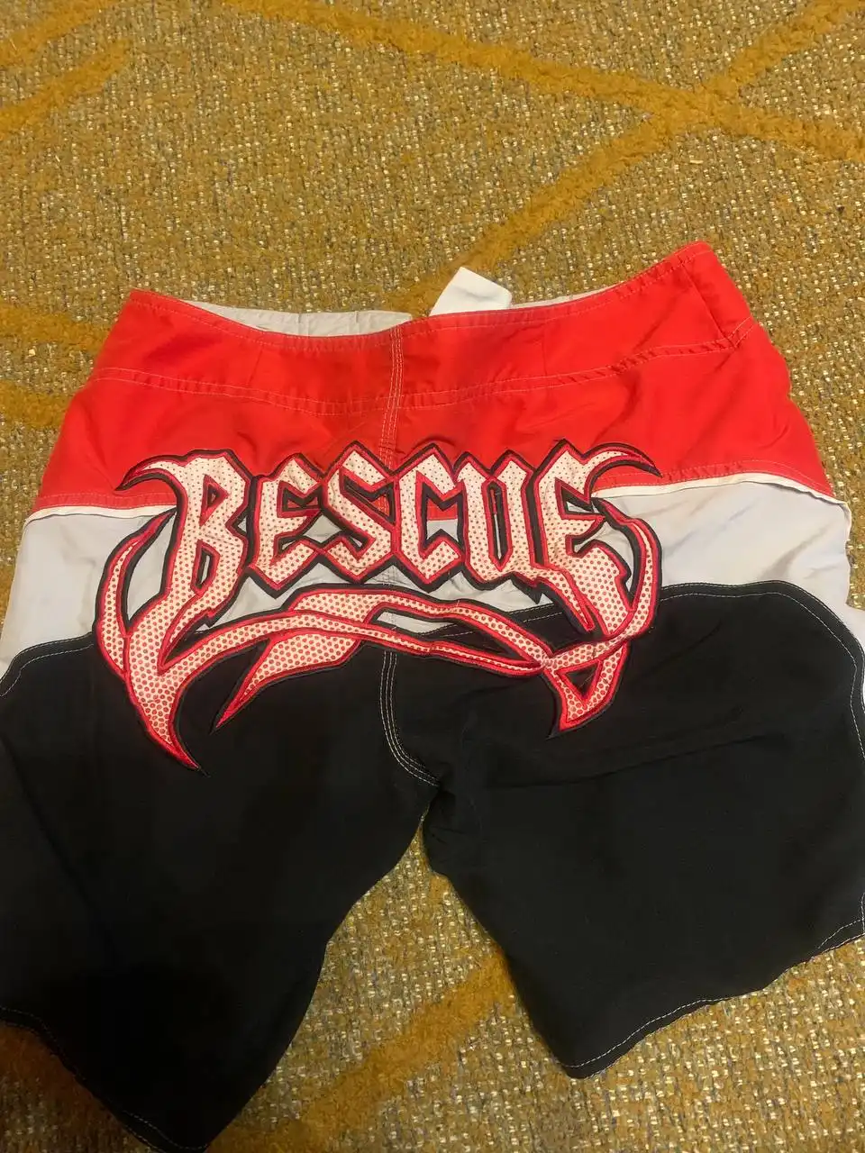 Продажа оригинальных вещей с торгом