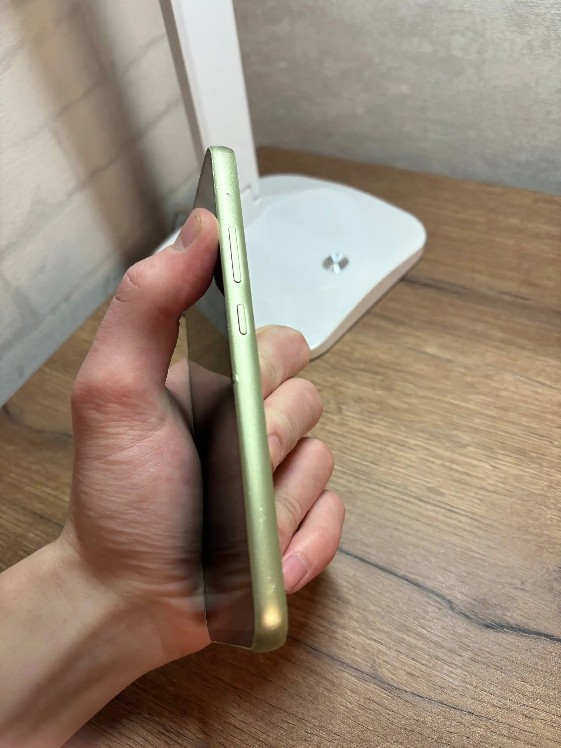 Продам Samsung A34 6/128