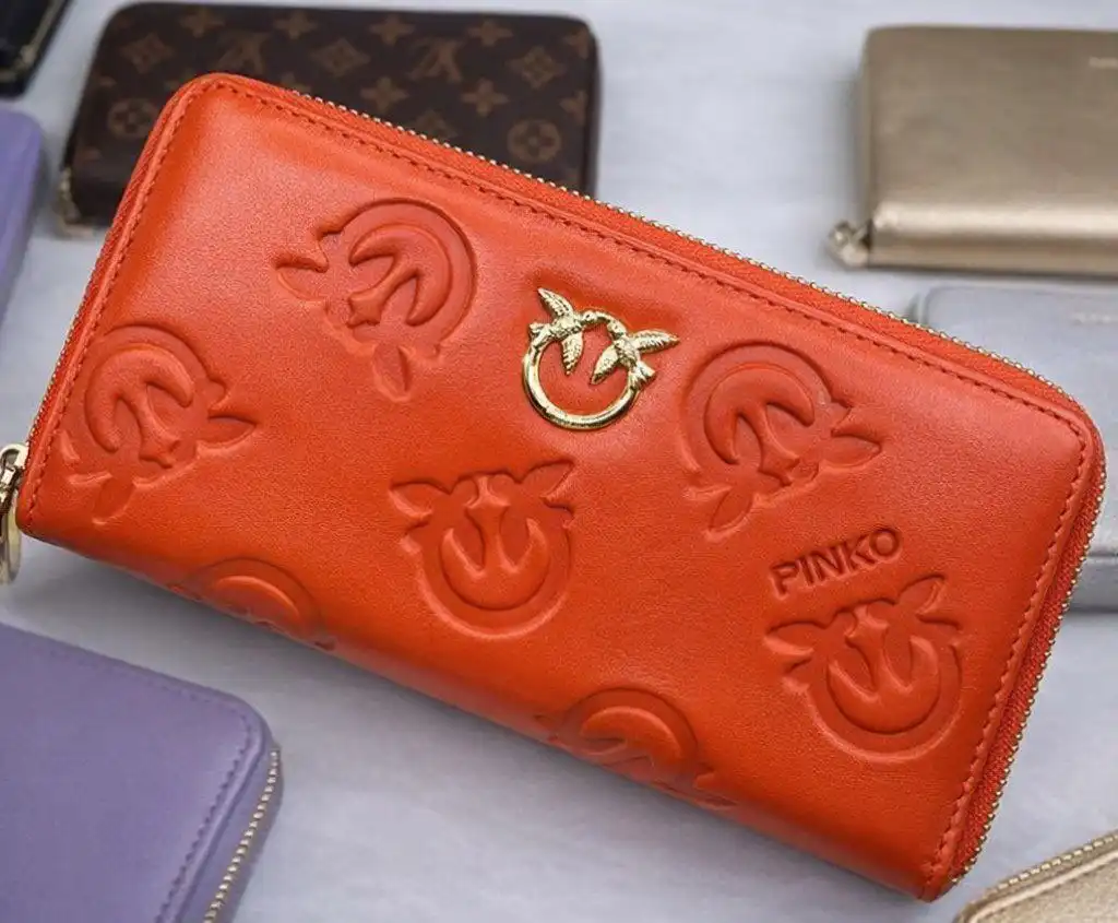 Продам новые кошельки из премиум эко кожи