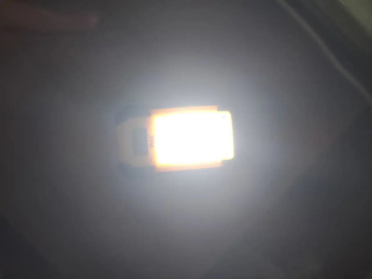 Продам рабочий фонарь