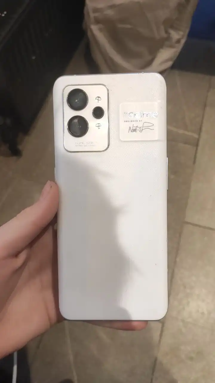 Смартфон Realme GT 2 Pro 256/12 с дефектами экрана - Смартфоны (Электроника) в Пермь