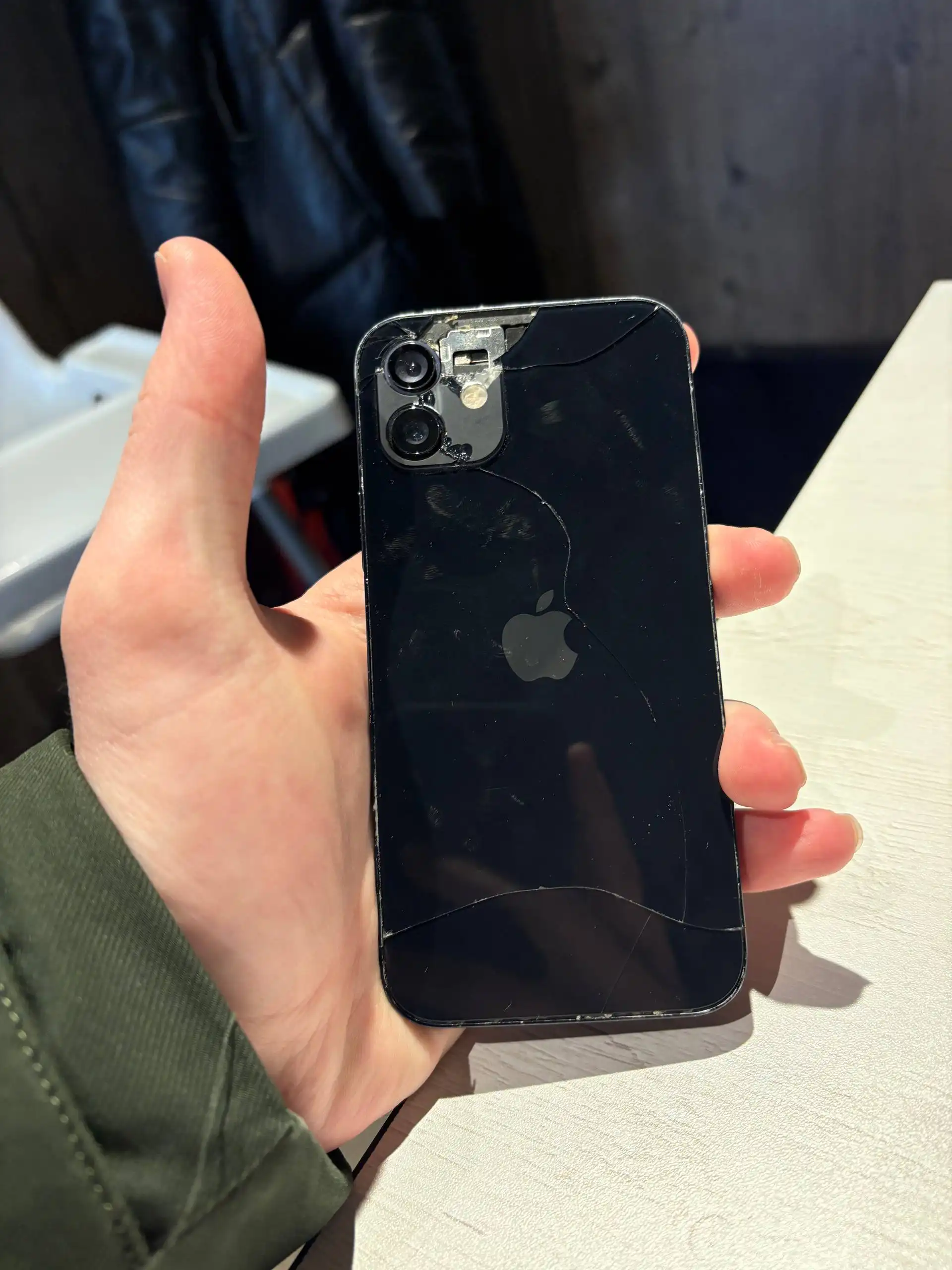 Продам смартфон с неисправными кнопками - Смартфоны (Электроника) в Пермь