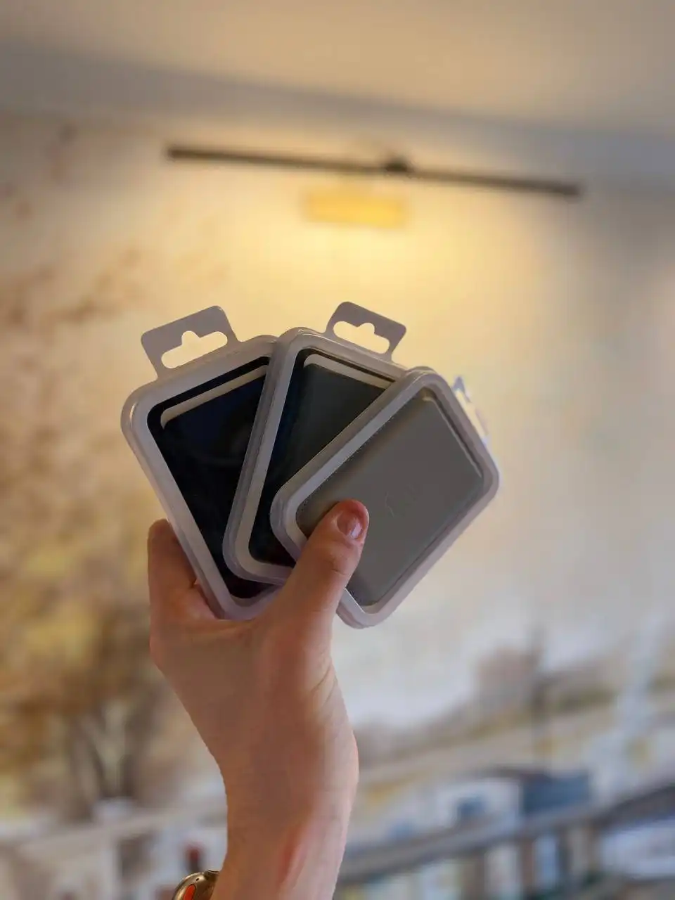 Картхолдер Magsafe с креплением на магнитах - Аксессуары для телефонов (Электроника) в Пермь