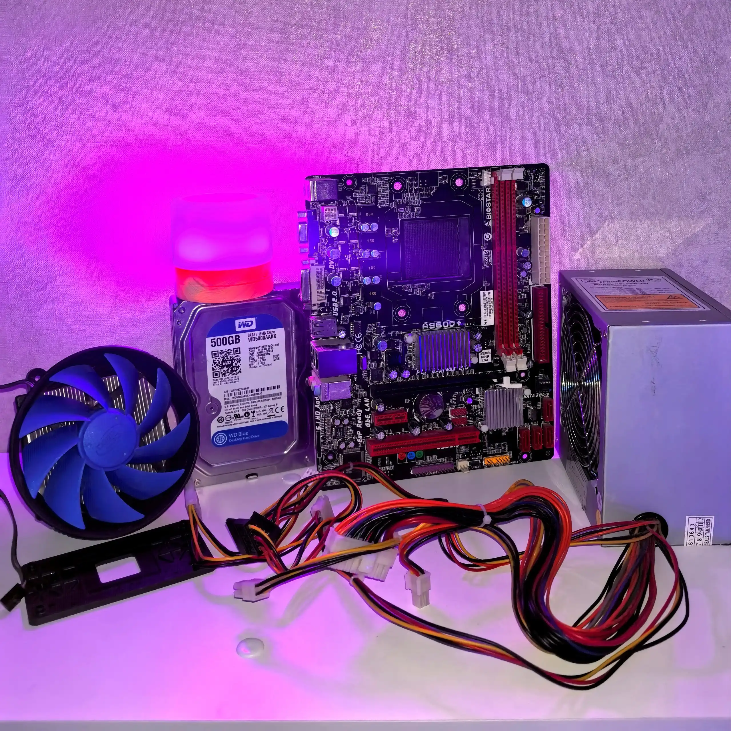 Продажа комплектующих для ПК: блок питания, материнская плата, HDD, кулер - Комплектующие для ПК (Электроника) в Пермь