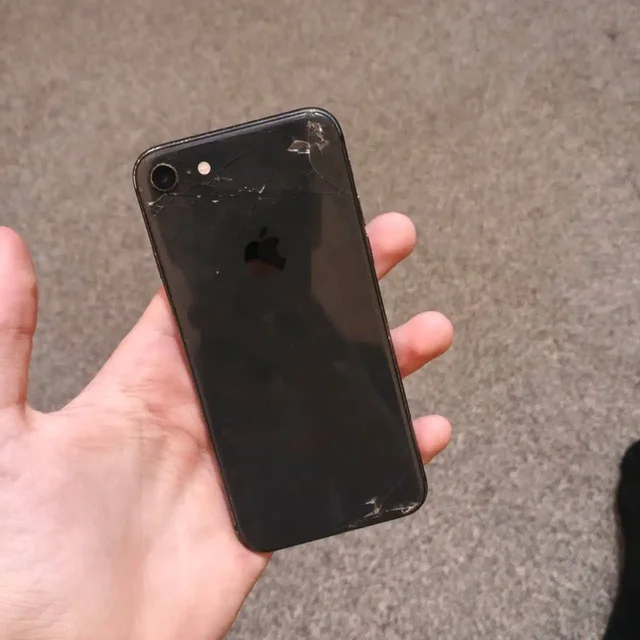 iPhone 8 64GB в отличном состоянии - Электроника в Пермь