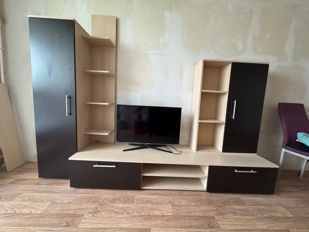 Продажа стенки в хорошем состоянии - Мебель (Барахолка) в Пермь