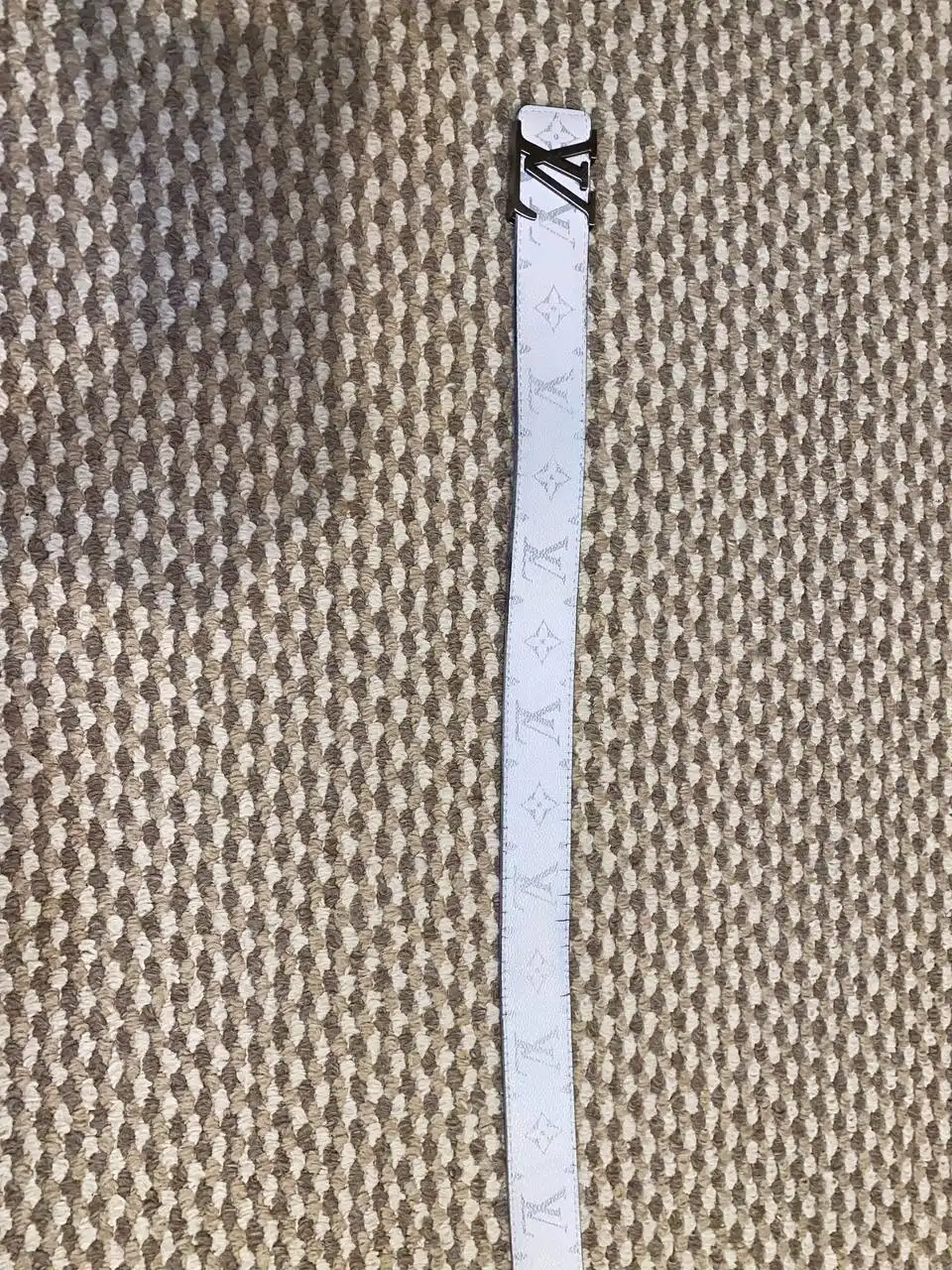 Продам ремень LV и кепку C.P. Company - Аксессуары (Одежда) в Пермь