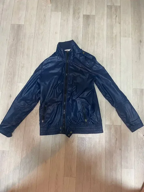Ветровка Tommy Hilfiger размер M-L - Сумки в Пермь