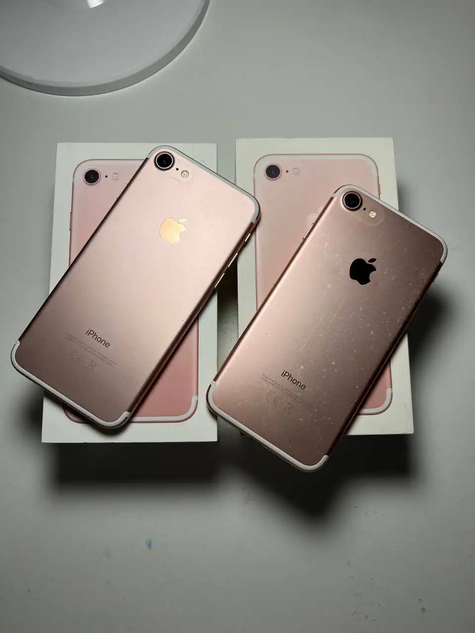 Продажа двух iPhone 7 32gb с разным состоянием - Смартфоны (Электроника) в Пермь