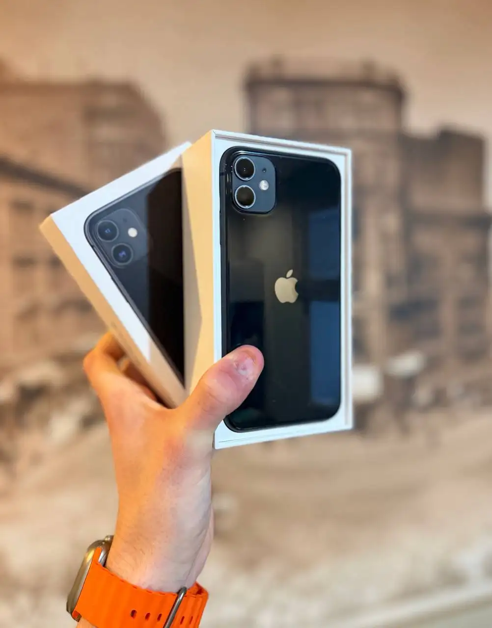 iPhone 11 64GB в хорошем состоянии - Смартфоны (Электроника) в Пермь