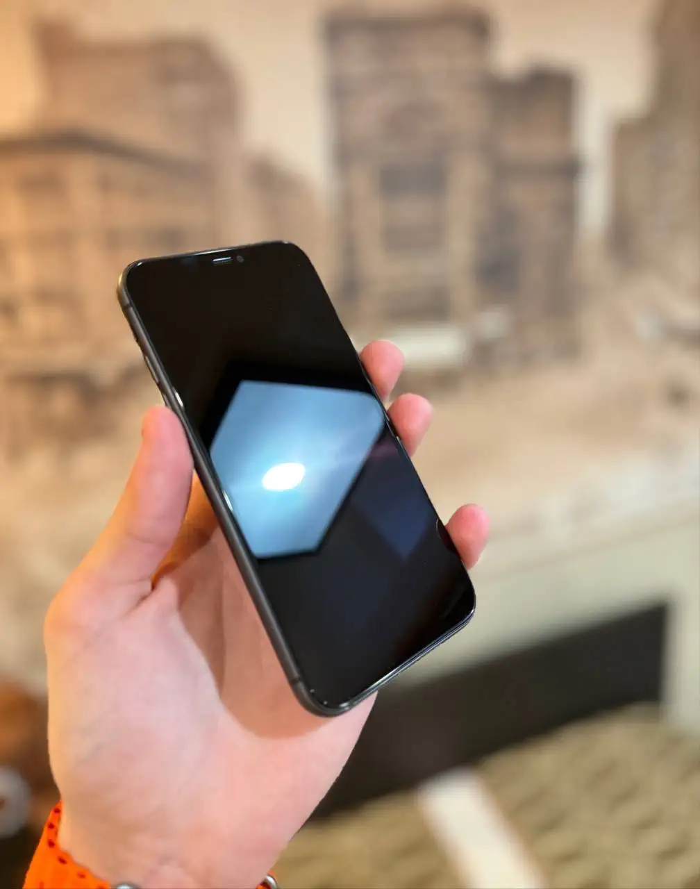 iPhone 11 64GB в хорошем состоянии - Смартфоны (Электроника) в Пермь