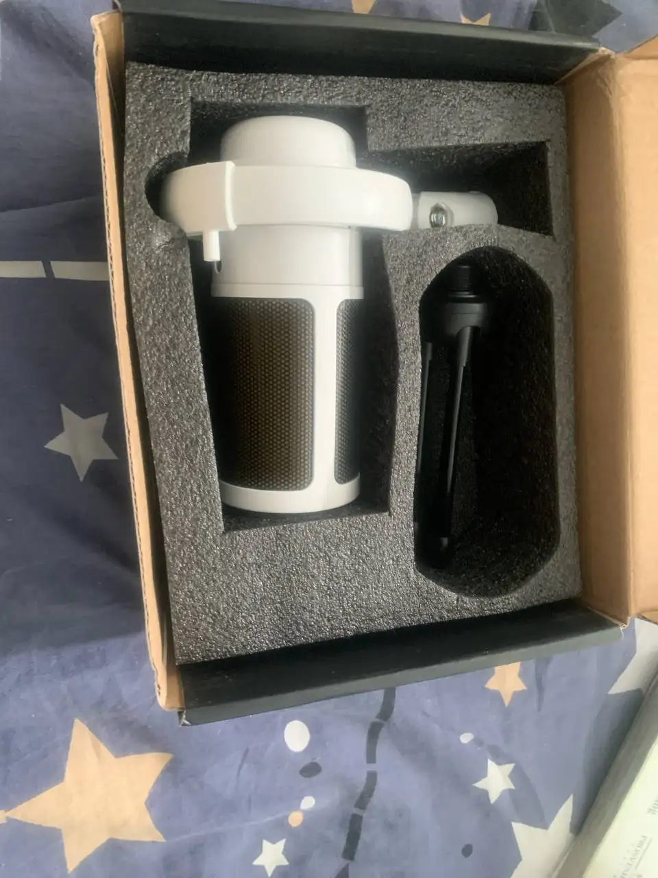 Руль от Defender и проводной микрофон - Геймпады и аксессуары (Электроника) в Пермь