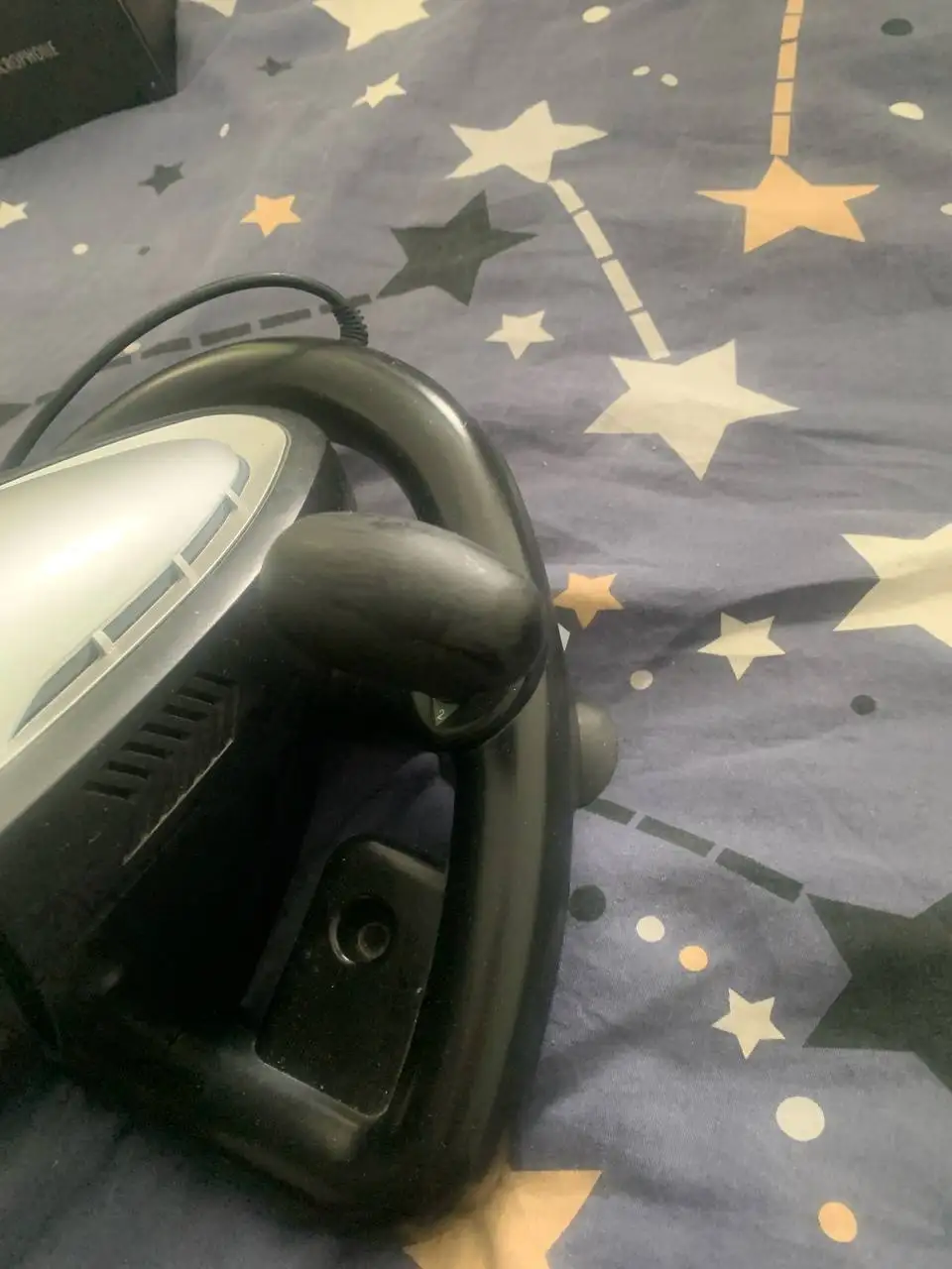 Руль от Defender и проводной микрофон - Геймпады и аксессуары (Электроника) в Пермь