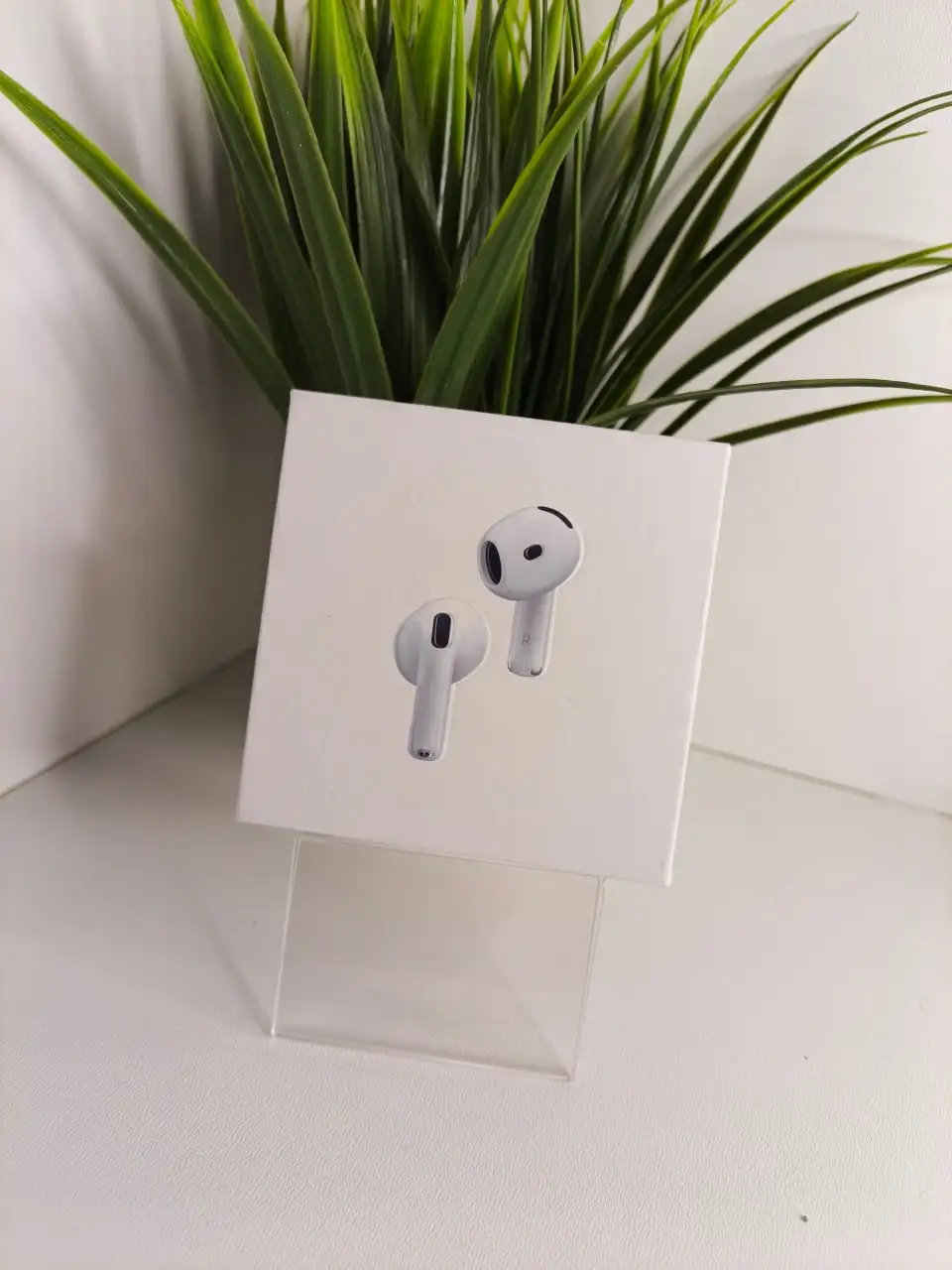 Продажа электроники: зарядка 25W, Air Pods 4, Apple Watch 10 46mm - Гаджеты и аксессуары (Электроника) в Пермь